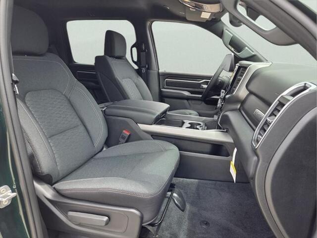 2026 Ram 1500 Big Horn Crew Cab 4x2 57 Box