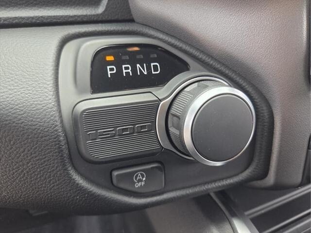 2026 Ram 1500 Big Horn Crew Cab 4x2 57 Box
