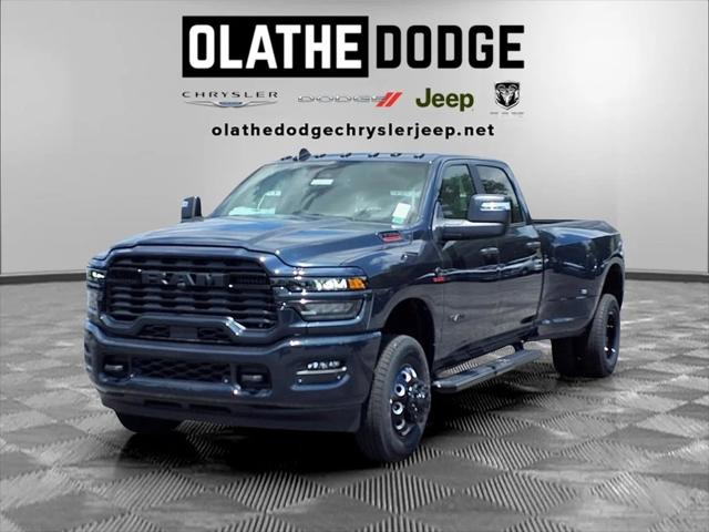 2026 RAM 3500 RAM 3500 BIG HORN CREW CAB 4X4 8 BOX