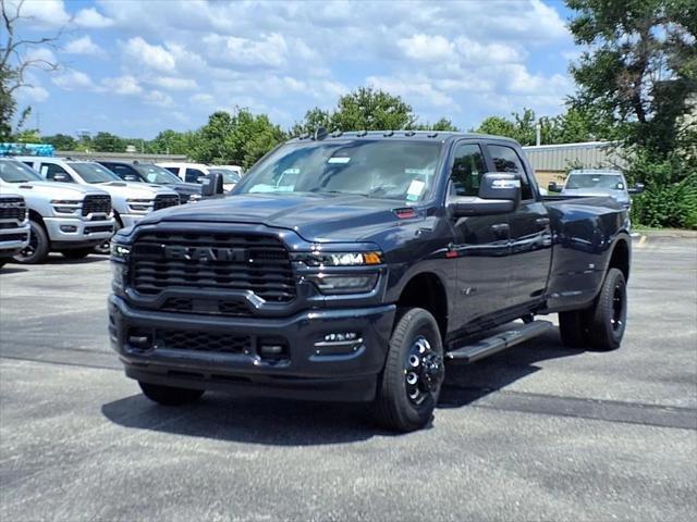 2026 RAM 3500 RAM 3500 BIG HORN CREW CAB 4X4 8 BOX