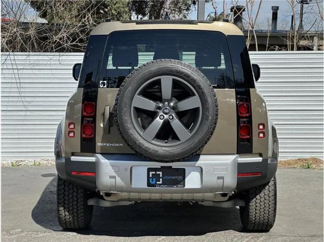 2025 Land Rover Defender 90 P300 S