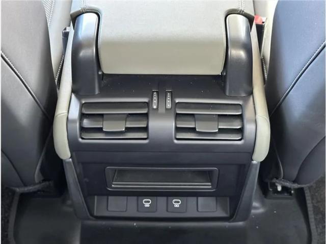 2025 Land Rover Defender 90 P300 S