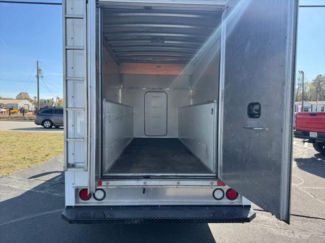 2016 Chevrolet Express Cutaway 3500