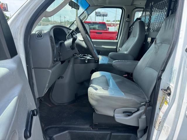 2008 Ford E-350 Super Duty Commercial