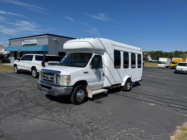 2008 Ford E-350 Cutaway Base