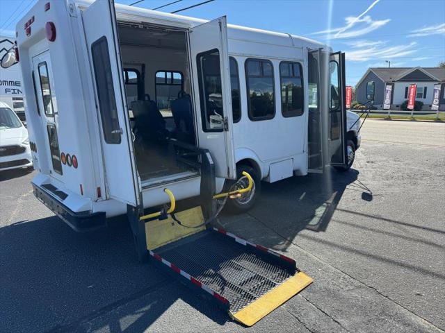 2008 Ford E-350 Cutaway Base