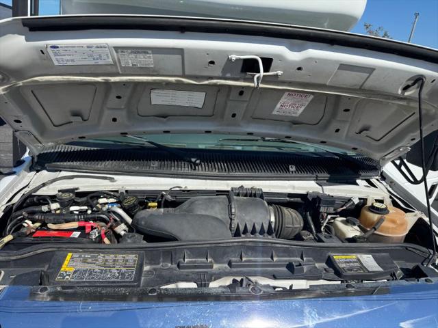2008 Ford E-350 Cutaway Base