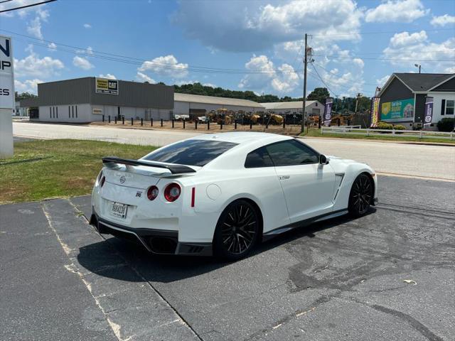 2018 Nissan GT-R Premium