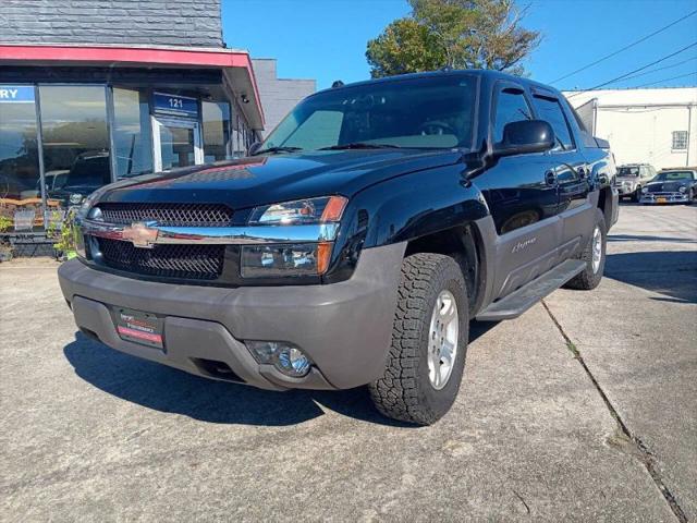 2004 Chevrolet Avalanche Base