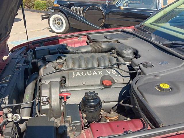 2000 Jaguar XJ Vanden Plas