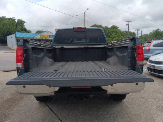 2005 Nissan Titan LE