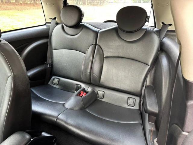 2012 MINI Cooper Cooper