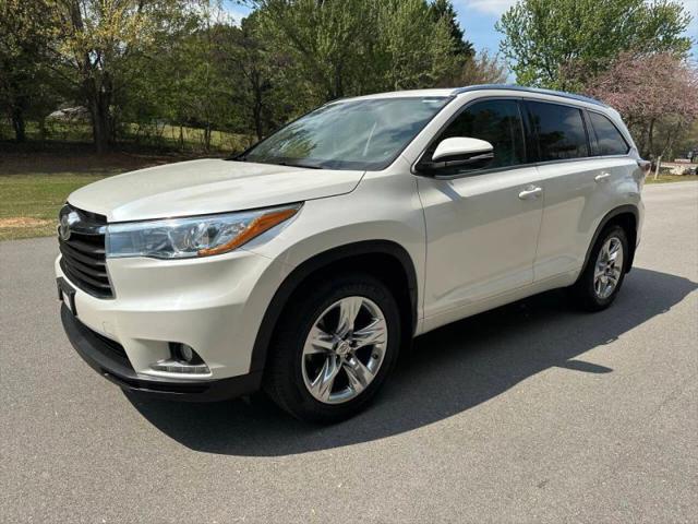 2015 Toyota Highlander Limited Platinum V6