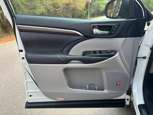 2015 Toyota Highlander Limited Platinum V6