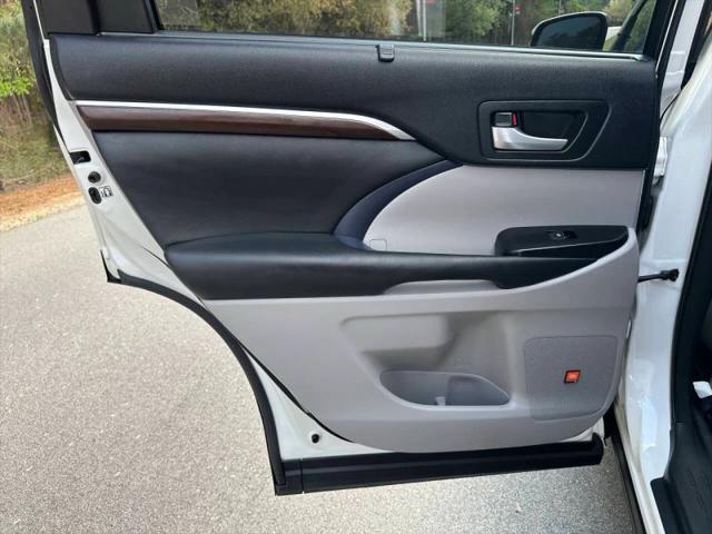 2015 Toyota Highlander Limited Platinum V6