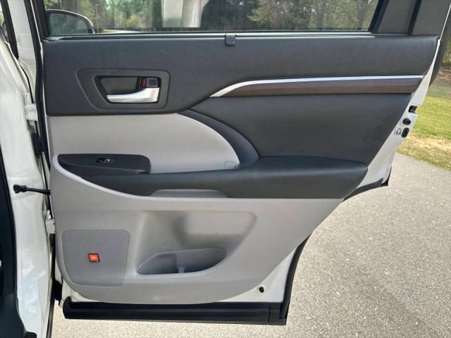 2015 Toyota Highlander Limited Platinum V6