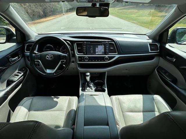 2015 Toyota Highlander Limited Platinum V6