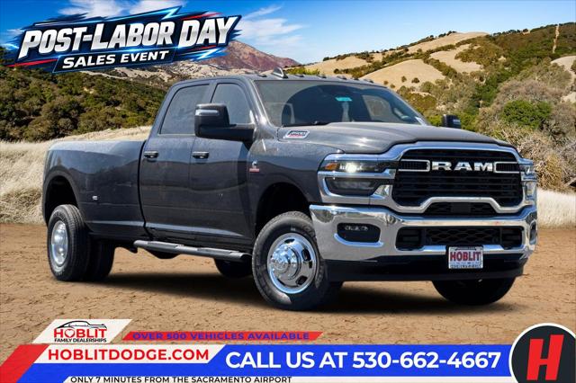 2026 RAM Ram 3500 RAM 3500 TRADESMAN CREW CAB 4X4 8 BOX