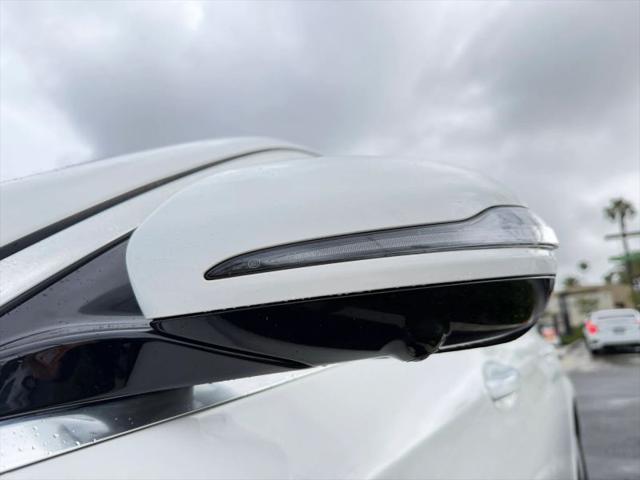 2019 Mercedes-Benz E-CLASS E 300 E 300