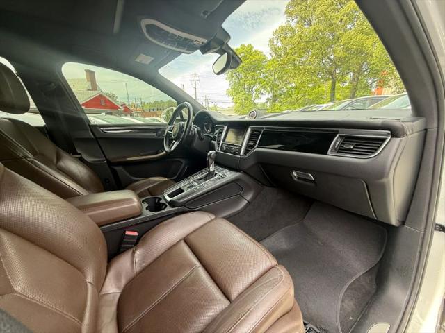 2015 Porsche Macan S