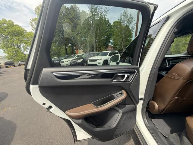 2015 Porsche Macan S