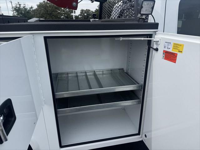 2026 RAM 3500 Chassis RAM 3500 TRADESMAN CREW CAB CHASSIS 4X4 60 CA