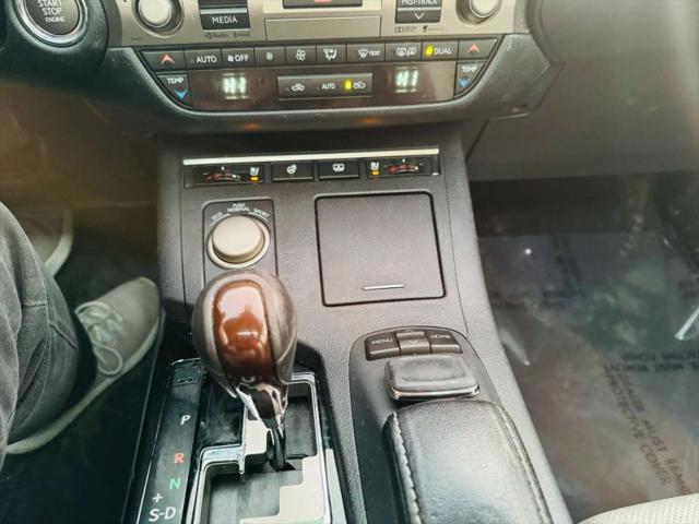 2015 Lexus ES 350 Crafted Line