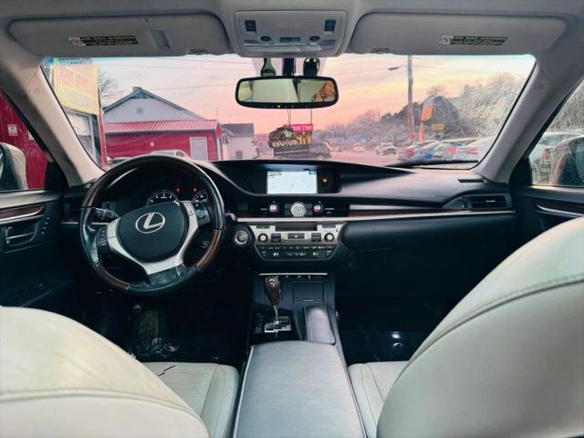 2015 Lexus ES 350 Crafted Line