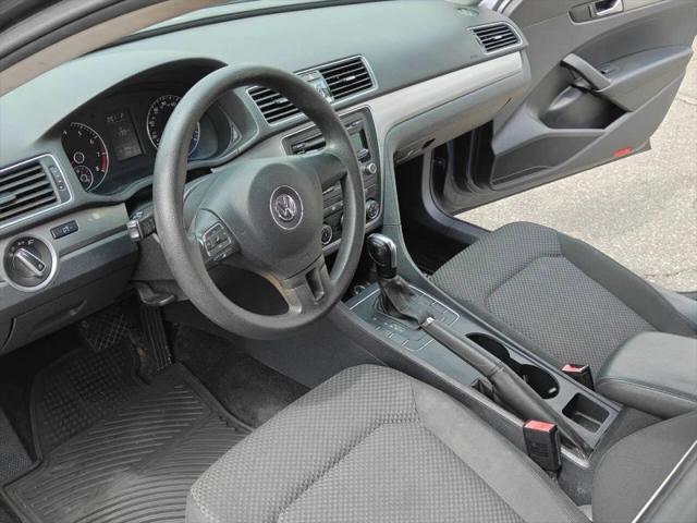 2013 Volkswagen Passat 2.5L S