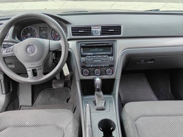 2013 Volkswagen Passat 2.5L S