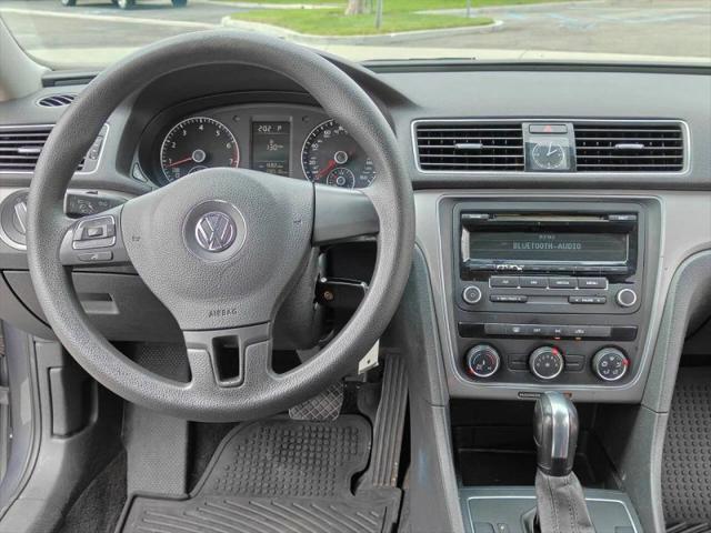 2013 Volkswagen Passat 2.5L S