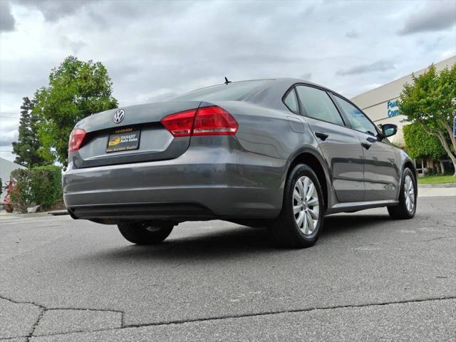 2013 Volkswagen Passat 2.5L S