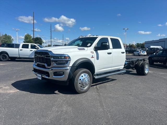 2026 RAM 5500 Chassis RAM 5500 TRADESMAN CHASSIS CREW CAB 4X4 84 CA