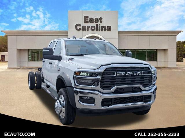2026 RAM 5500 Chassis RAM 5500 TRADESMAN CHASSIS CREW CAB 4X4 84 CA