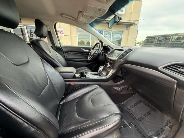 2017 Ford Edge Titanium