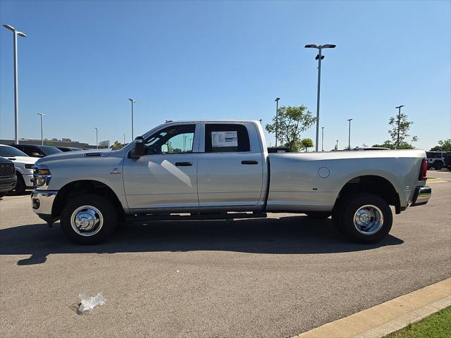 2026 RAM Ram 3500 RAM 3500 TRADESMAN CREW CAB 4X4 8 BOX