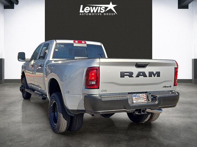 2026 RAM Ram 3500 RAM 3500 TRADESMAN CREW CAB 4X4 8 BOX
