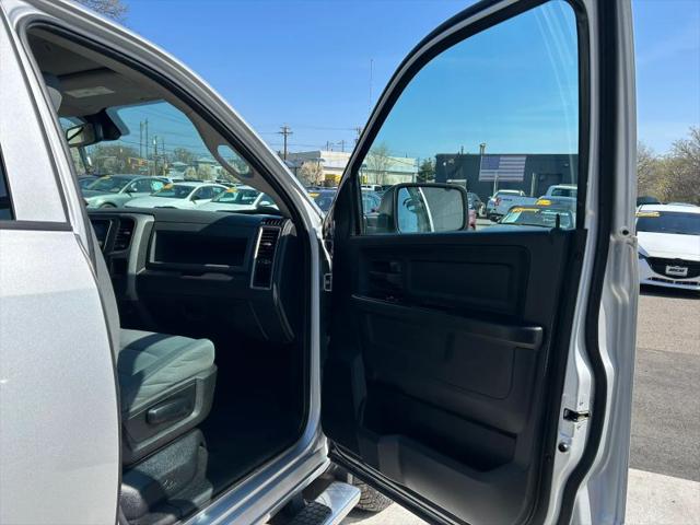 2018 Ram 1500 Express Quad Cab 4x4 6'4" Box