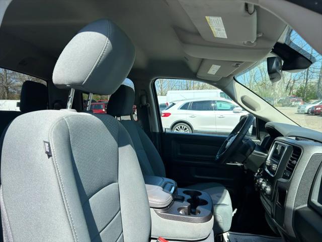 2018 Ram 1500 Express Quad Cab 4x4 6'4" Box