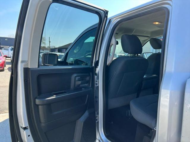 2018 Ram 1500 Express Quad Cab 4x4 6'4" Box