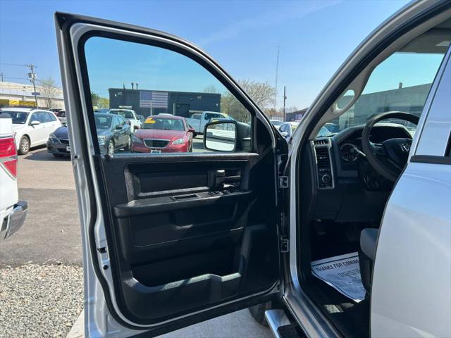 2018 Ram 1500 Express Quad Cab 4x4 6'4" Box