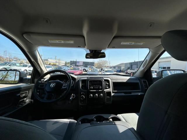 2018 Ram 1500 Express Quad Cab 4x4 6'4" Box