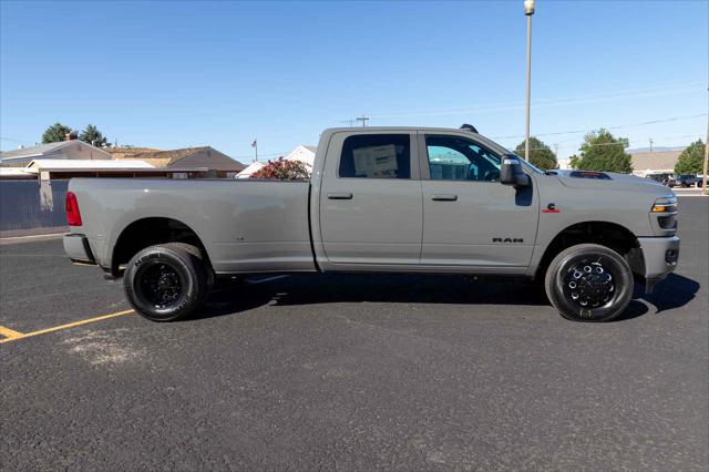 2026 RAM Ram 3500 RAM 3500 LARAMIE CREW CAB 4X4 8 BOX