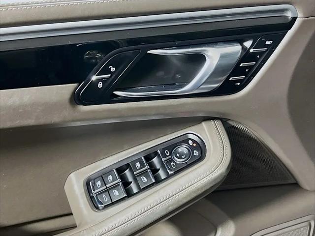2017 Porsche Macan S