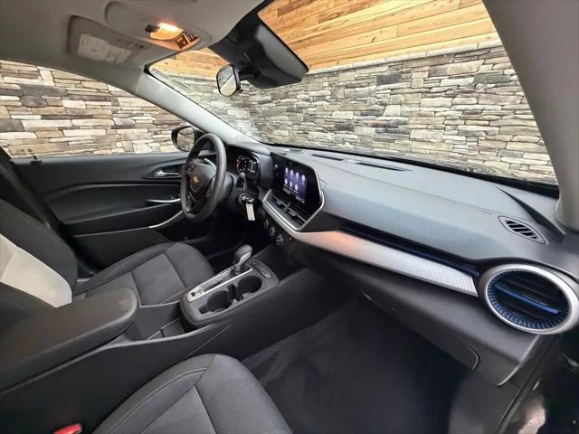 2024 Chevrolet Trax FWD SP