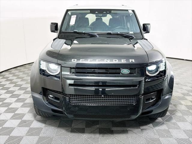 2021 Land Rover Defender 110 SE