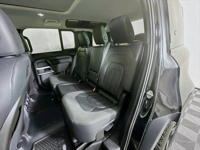 2021 Land Rover Defender 110 SE