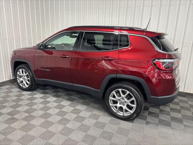 2022 Jeep Compass Latitude Lux 4x4