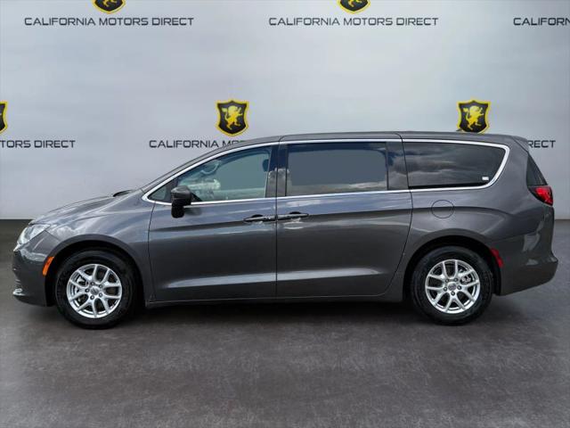 2023 Chrysler Voyager LX