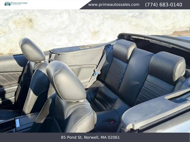 2010 Ford Mustang V6 Premium